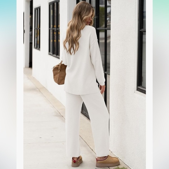 NWT Elegant White Women's lounge Set small - Picture 4 of 8